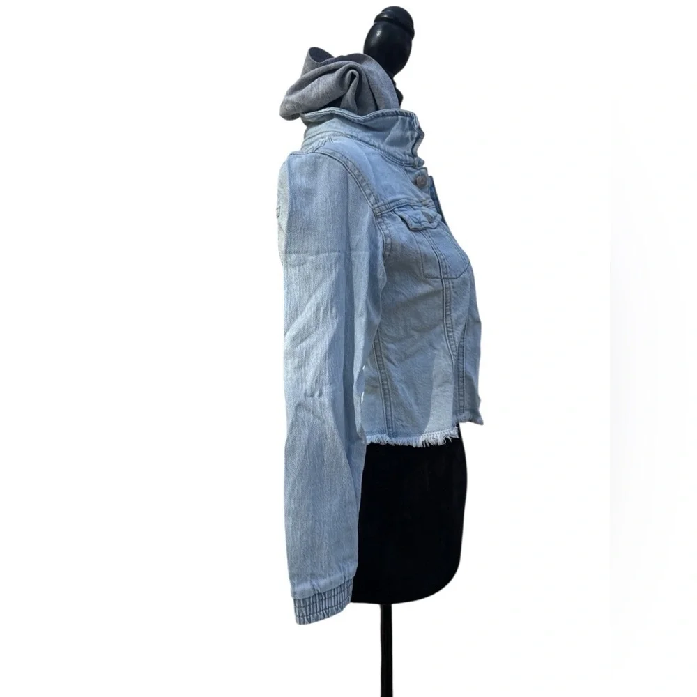 Cat & Jack Girls Hooded Cropped Denim Jacket L 10/12 Light Wash Frayed Hem‎